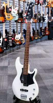 Store Special Product - Yamaha - BB Series 4-String Electric Bass Guitar - Vintage White
